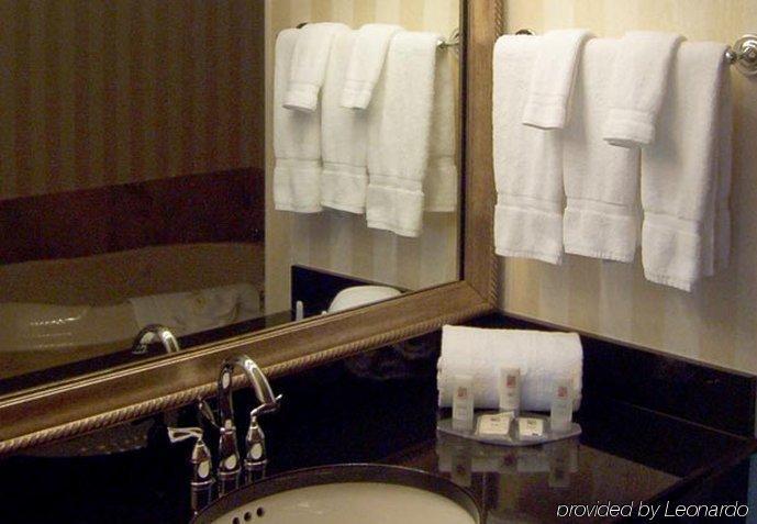 Towneplace Suites Detroit Warren Ngoại thất bức ảnh