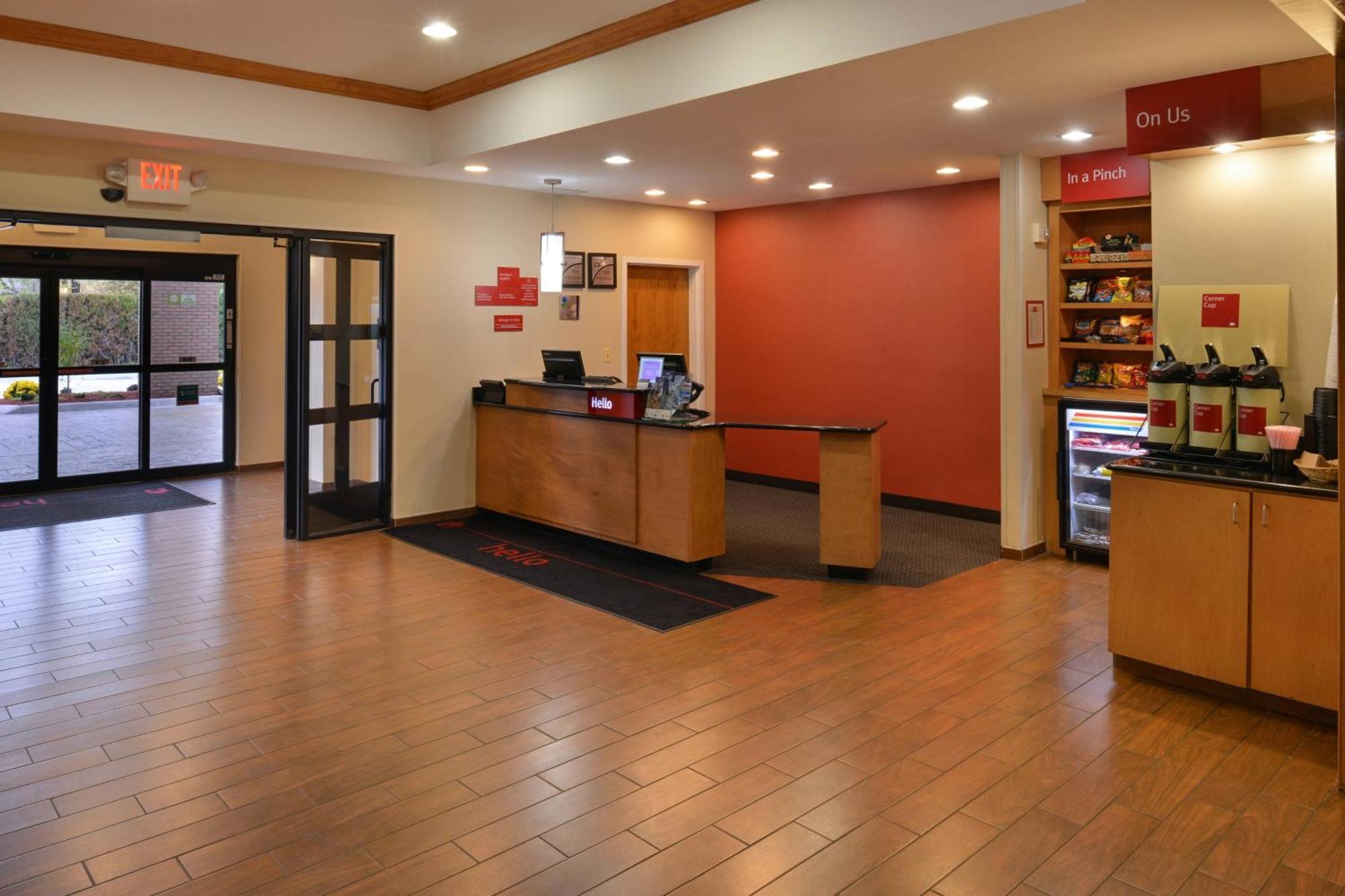 Towneplace Suites Detroit Warren Ngoại thất bức ảnh