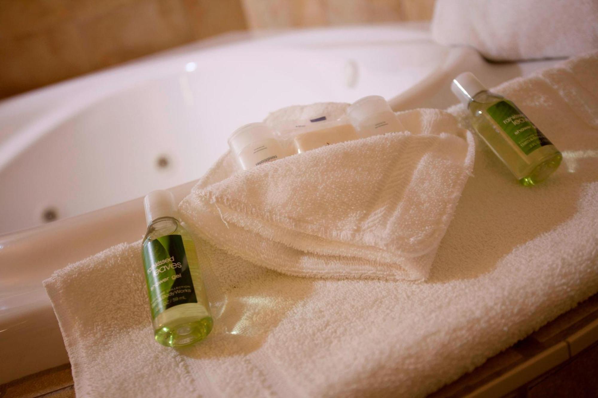 Towneplace Suites Detroit Warren Ngoại thất bức ảnh