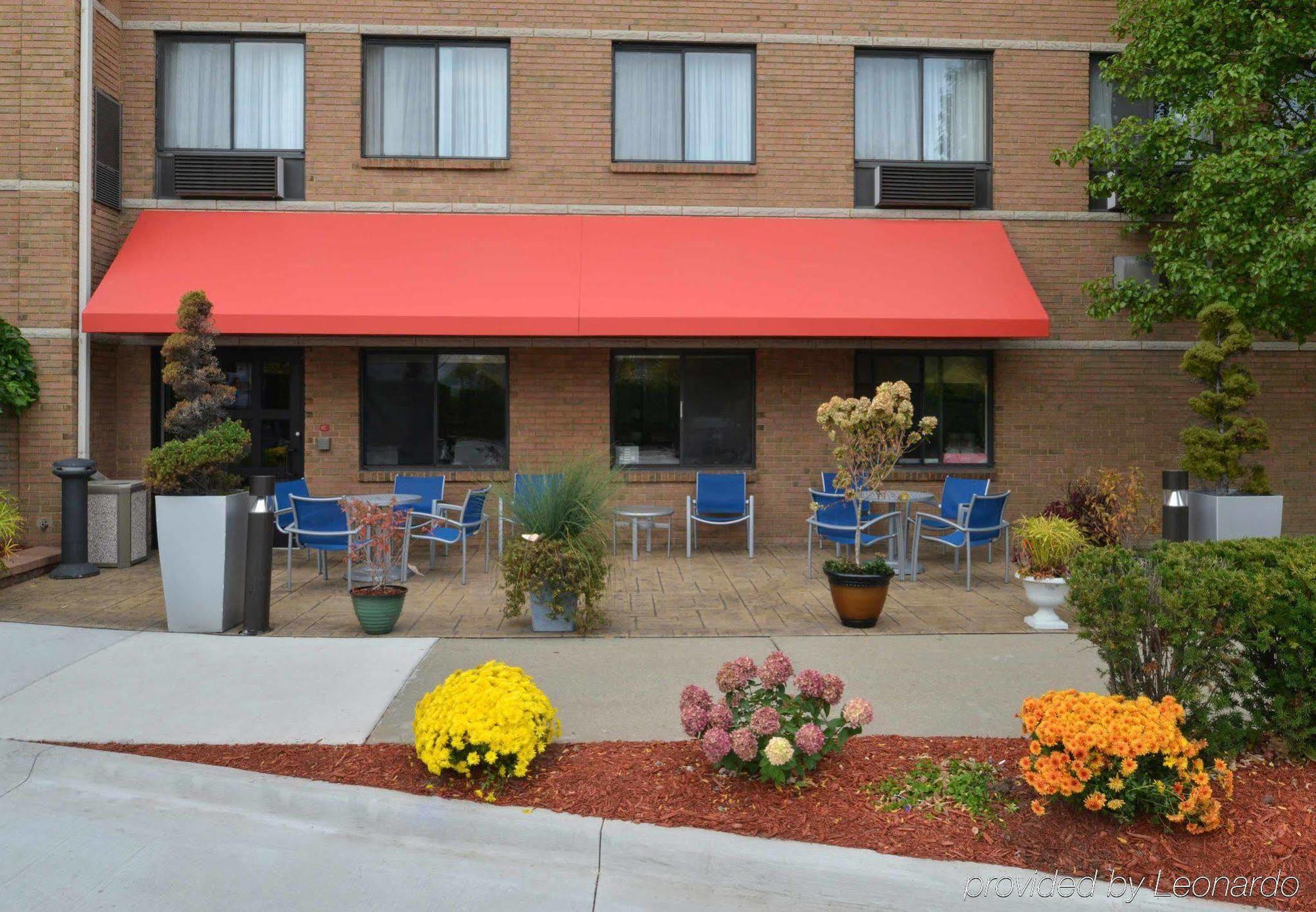 Towneplace Suites Detroit Warren Ngoại thất bức ảnh