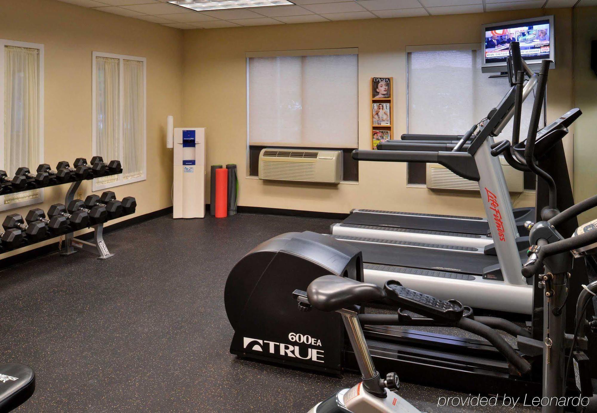 Towneplace Suites Detroit Warren Ngoại thất bức ảnh